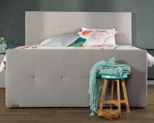 Caresse Platinum 9760 Vlak