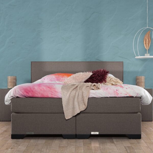 Caresse 3850 Vlak