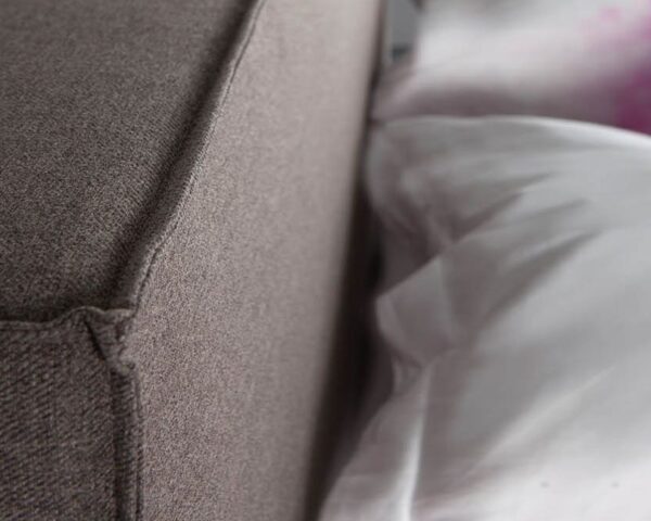 Caresse 3850 Vlak