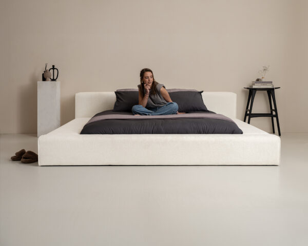 Adore Business bedframe – Beige