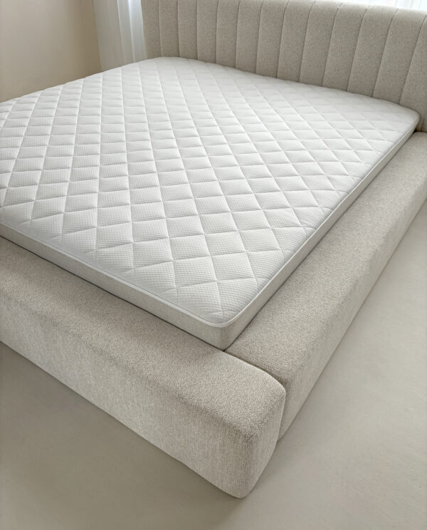 Adore Edira bedframe – Beige