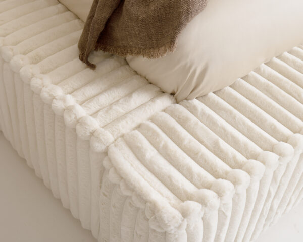 Adore Melody bedframe – Pearl Beige