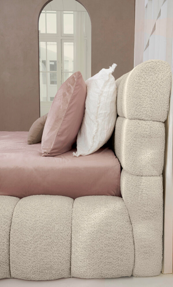 Adore Ruby bedframe – Bouclé Beige