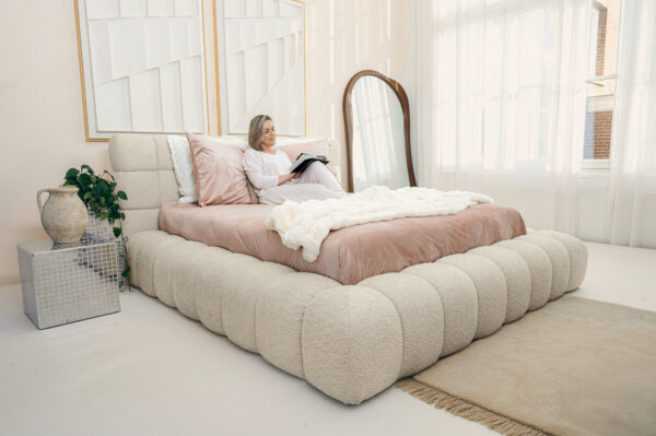 Adore Ruby bedframe – Bouclé Beige